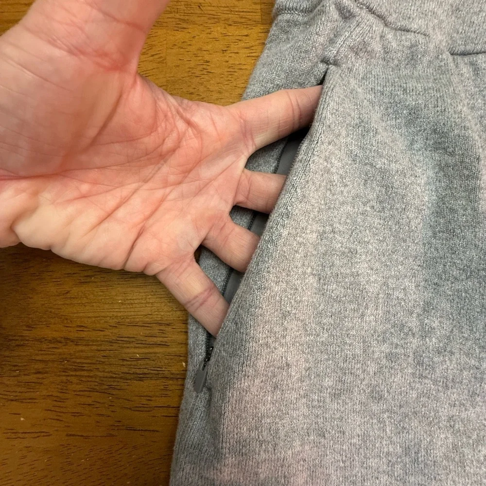 Lululemon Cotton Cashmere Knit Mid-Rise Barrel Jogger 14